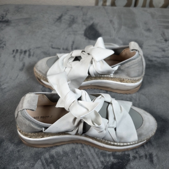 Free People Chapmin Suede Bow Detail Espadrille Platform Wedge Sneakers NWOT - Picture 6 of 11